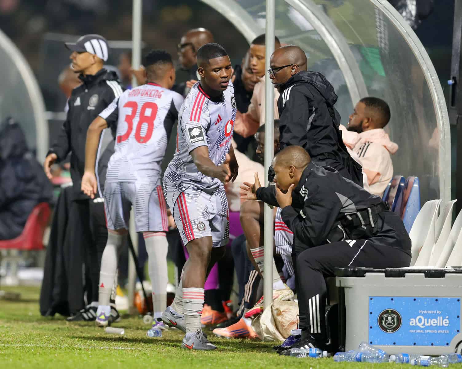 Image for Ouaddou explains why Mbokazi didn’t start Arrows game